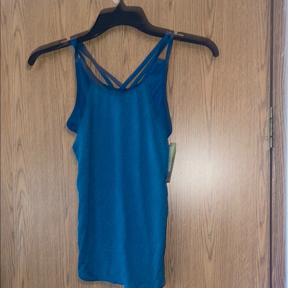 All in motion tank nwt